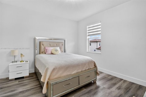 Купить виллу или дом в Дейви, Флорида 5 спален, 361.2м2, № 1930788 - фото 20