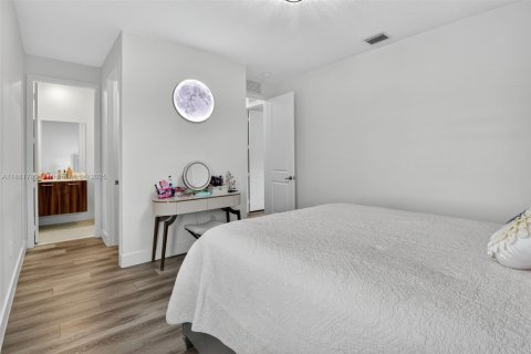 Купить виллу или дом в Дейви, Флорида 5 спален, 361.2м2, № 1930788 - фото 21