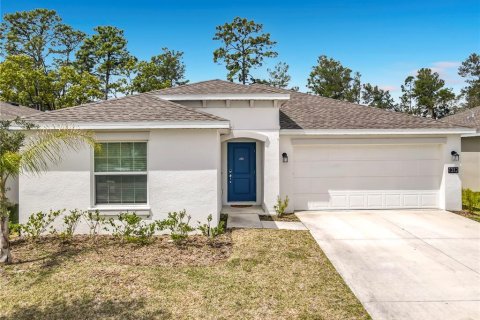 House in Osteen, Florida 4 bedrooms, 181.16 sq.m. № 2106730