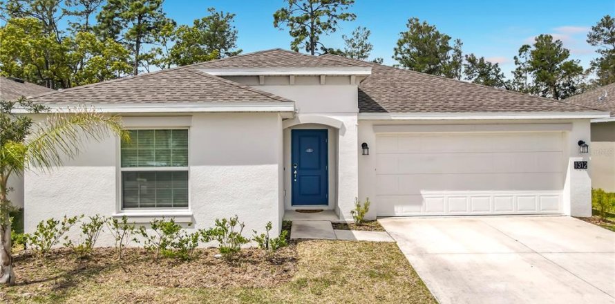 House in Osteen, Florida 4 bedrooms, 181.16 sq.m. № 2106730