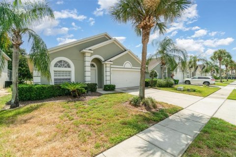House in Clermont, Florida 4 bedrooms, 180.42 sq.m. № 1879305 - photo 2