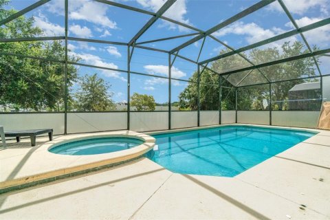 House in Clermont, Florida 4 bedrooms, 180.42 sq.m. № 1879305 - photo 23