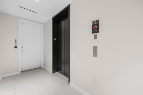 Copropriété à louer à Miami, Floride: 1 chambre, 112.97 m2 № 2376890 - photo 16