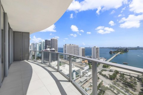 Copropriété à louer à Miami, Floride: 1 chambre, 112.97 m2 № 2376890 - photo 17