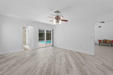 Villa ou maison à vendre à Boca Raton, Floride: 3 chambres, 158.03 m2 № 2189078 - photo 14