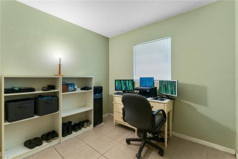 House in Orlando, Florida 4 bedrooms, 104.05 sq.m. № 1755374 - photo 14