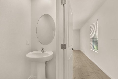 Villa ou maison à louer à Riverview, Floride: 4 chambres, 178.37 m2 № 2092238 - photo 12
