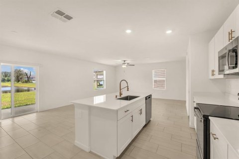 Villa ou maison à louer à Riverview, Floride: 4 chambres, 178.37 m2 № 2092238 - photo 9