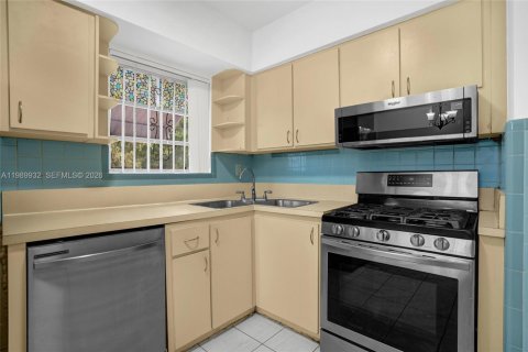 Casa en venta en Miami, Florida, 2 dormitorios, 106.47 m2 № 2056905 - foto 16