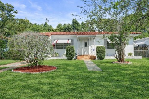 Casa en venta en Miami, Florida, 2 dormitorios, 106.47 m2 № 2056905 - foto 3