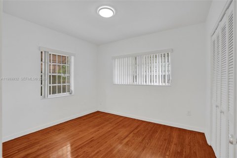 Casa en venta en Miami, Florida, 2 dormitorios, 106.47 m2 № 2056905 - foto 13