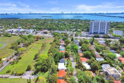 Casa en venta en Miami, Florida, 2 dormitorios, 106.47 m2 № 2056905 - foto 2