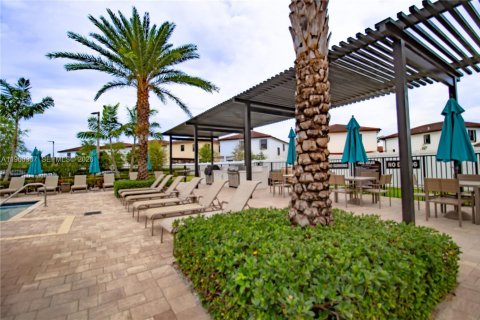 Снять в аренду таунхаус в Хайалиа, Флорида 3 спальни, 158.68м2, № 2020189 - фото 30