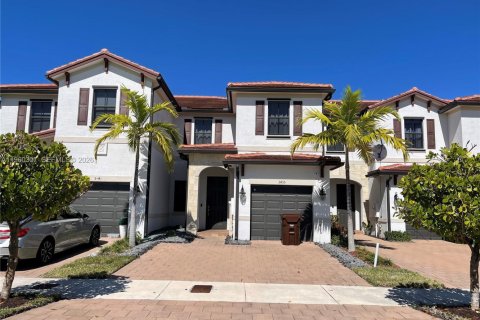 Touwnhouse à Hialeah, Floride 3 chambres, 158.68 m2 № 2020189