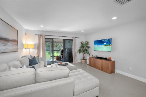 Copropriété à louer à Boca Raton, Floride: 2 chambres, 112.97 m2 № 2269521 - photo 17