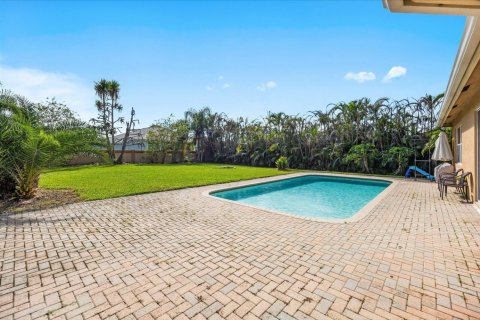 Villa ou maison à vendre à Vero Beach, Floride: 3 chambres, 196.58 m2 № 2415620 - photo 28