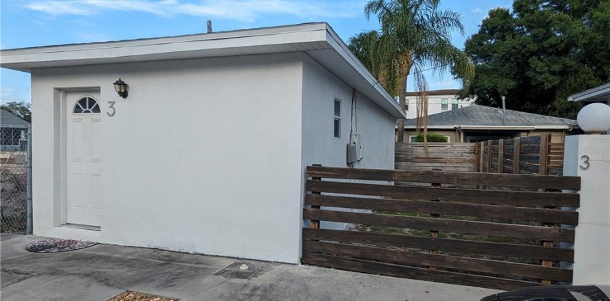Villa ou maison à Tampa, Floride 1 chambre, 43.39 m2 № 2118561