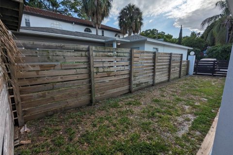Villa ou maison à louer à Tampa, Floride: 1 chambre, 43.39 m2 № 2118561 - photo 9