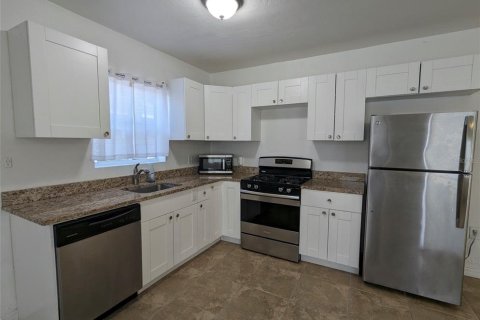 Villa ou maison à louer à Tampa, Floride: 1 chambre, 43.39 m2 № 2118561 - photo 4