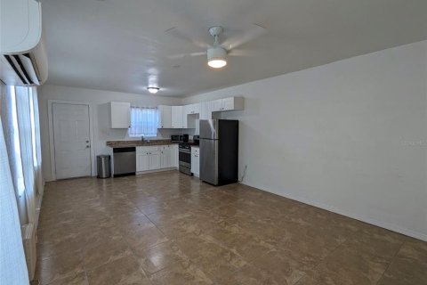 Villa ou maison à louer à Tampa, Floride: 1 chambre, 43.39 m2 № 2118561 - photo 3