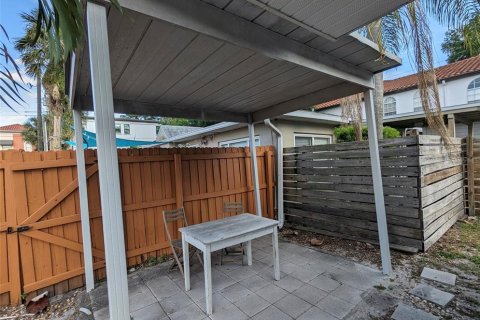 Villa ou maison à louer à Tampa, Floride: 1 chambre, 43.39 m2 № 2118561 - photo 8