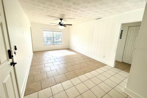 Copropriété à louer à Orlando, Floride: 2 chambres, 92.34 m2 № 2387684 - photo 2