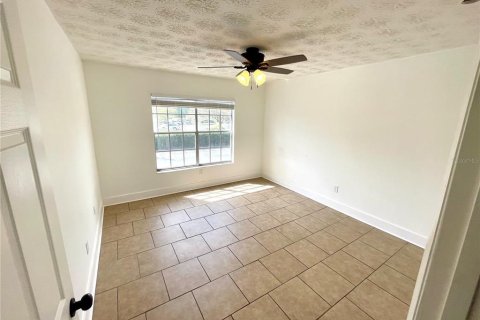 Copropriété à louer à Orlando, Floride: 2 chambres, 92.34 m2 № 2387684 - photo 12