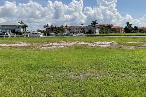 Terrain à vendre à Punta Gorda, Floride № 1843280 - photo 5