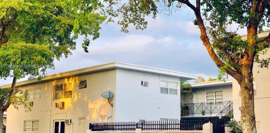 Квартира в Норт-Майами-Бич, Флорида 2 спальни № 2033219