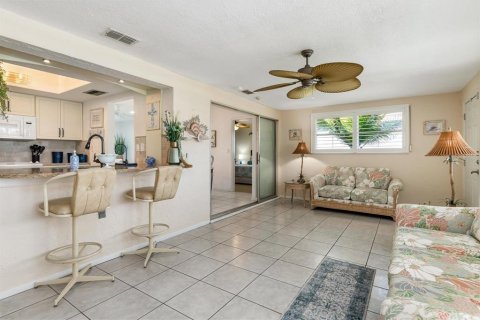 House in Port Charlotte, Florida 3 bedrooms, 177.26 sq.m. № 2128162 - photo 27