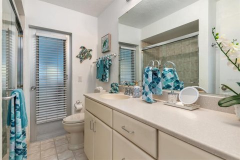 House in Port Charlotte, Florida 3 bedrooms, 177.26 sq.m. № 2128162 - photo 24