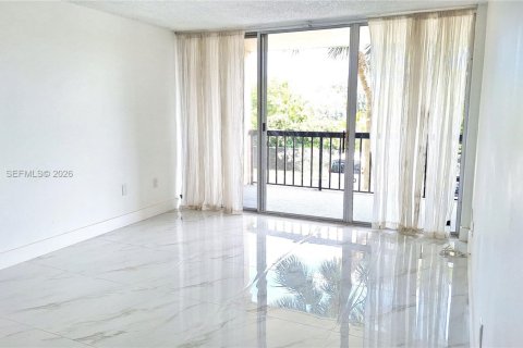 Copropriété à louer à Miami, Floride: 1 chambre, 73.11 m2 № 2029233 - photo 8