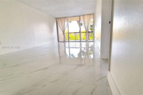 Copropriété à louer à Miami, Floride: 1 chambre, 73.11 m2 № 2029233 - photo 6