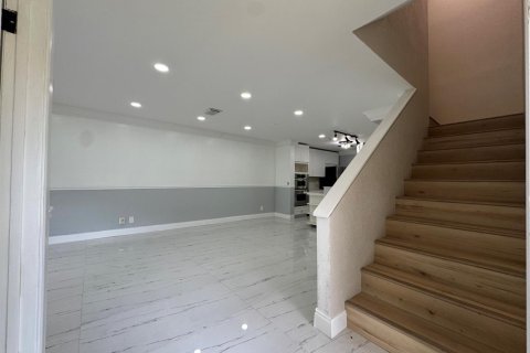 Adosado en venta en Deerfield Beach, Florida, 2 dormitorios, 113.71 m2 № 2191835 - foto 4