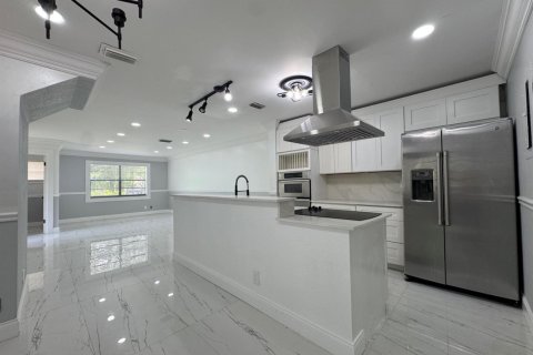 Adosado en venta en Deerfield Beach, Florida, 2 dormitorios, 113.71 m2 № 2191835 - foto 13