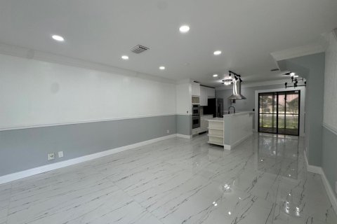 Adosado en venta en Deerfield Beach, Florida, 2 dormitorios, 113.71 m2 № 2191835 - foto 7
