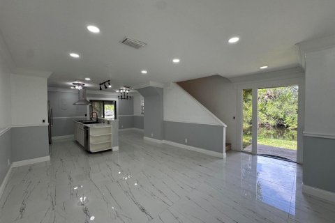 Adosado en venta en Deerfield Beach, Florida, 2 dormitorios, 113.71 m2 № 2191835 - foto 10