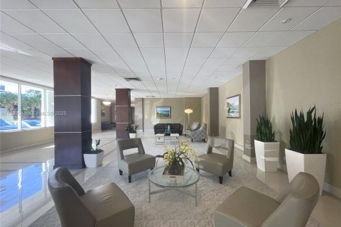 Купить кондоминиум в Форт-Лодердейл, Флорида 2 спальни, 125.42м2, № 1982490 - фото 20