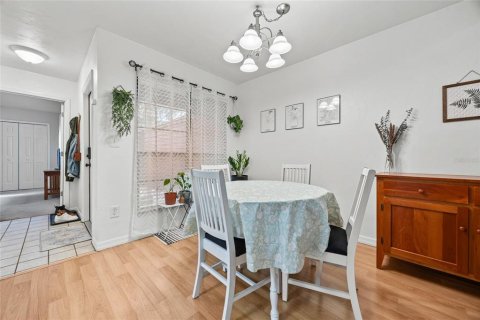 Adosado en venta en Gainesville, Florida, 2 dormitorios, 102.75 m2 № 1614981 - foto 8