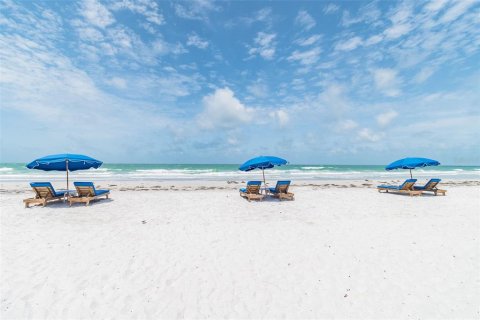 Condo in North Redington Beach, Florida, 3 bedrooms  № 2098203