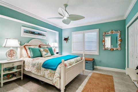 Condo in North Redington Beach, Florida, 3 bedrooms № 2098203 - photo 20