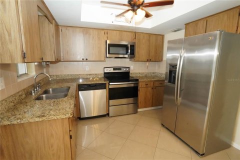 Condominio en venta en Lehigh Acres, Florida, 2 dormitorios, 69.12 m2 № 2100361 - foto 6