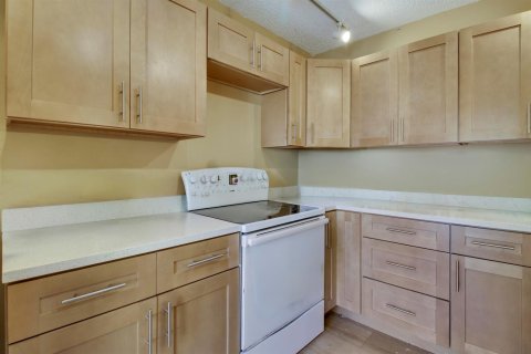 Adosado en venta en West Palm Beach, Florida, 2 dormitorios, 114.83 m2 № 2429707 - foto 7
