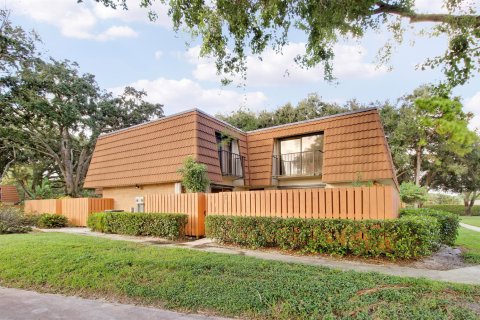 Adosado en West Palm Beach, Florida 2 dormitorios, 114.83 m2 № 2429707