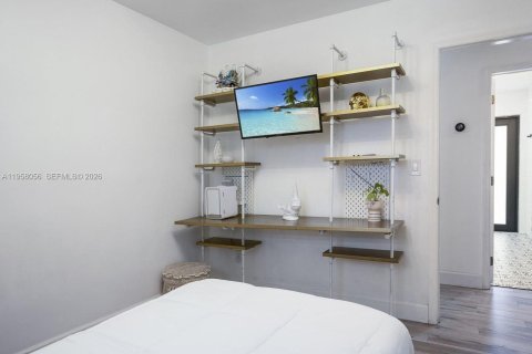 Купить виллу или дом в Пальметто-Бей, Флорида 4 спальни, 170.29м2, № 2041418 - фото 26