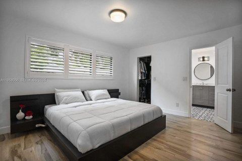 Купить виллу или дом в Пальметто-Бей, Флорида 4 спальни, 170.29м2, № 2041418 - фото 16