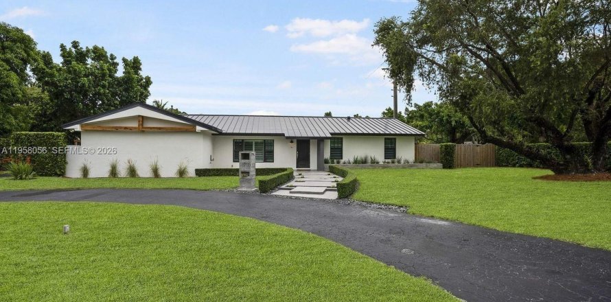 Дом в Пальметто-Бей, Флорида 4 спальни, 170.29м2 № 2041418