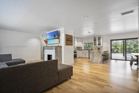 Купить виллу или дом в Пальметто-Бей, Флорида 4 спальни, 170.29м2, № 2041418 - фото 6