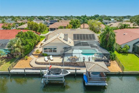 House in Tampa, Florida 4 bedrooms, 256.78 sq.m. № 1873959 - photo 7