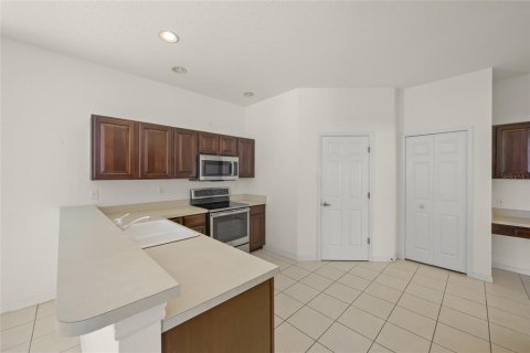 House in Sarasota, Florida 3 bedrooms, 217.02 sq.m. № 1876003 - photo 14